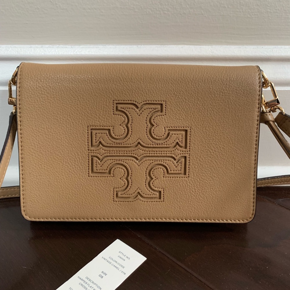 Tory Burch Harper Flat Wallet Crossbody - Camel